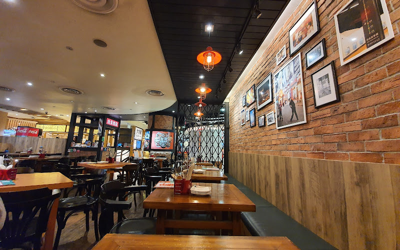 Typhoon Cafe (Kallang Wave Mall)