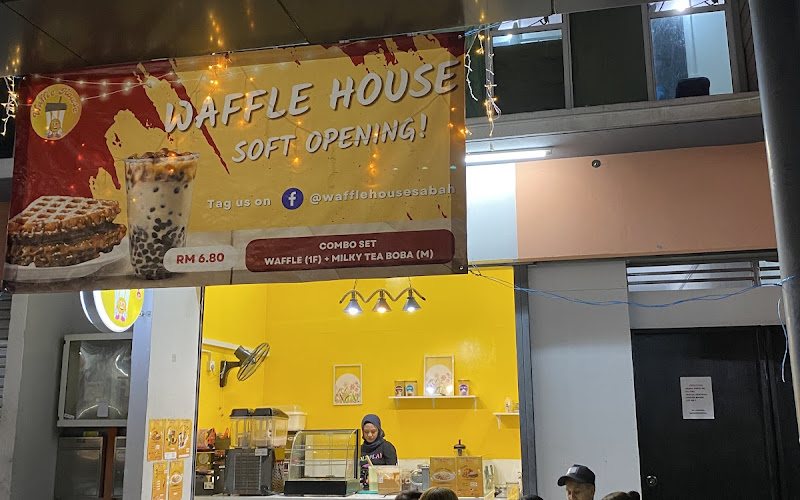 Waffle House Sabah - UUC