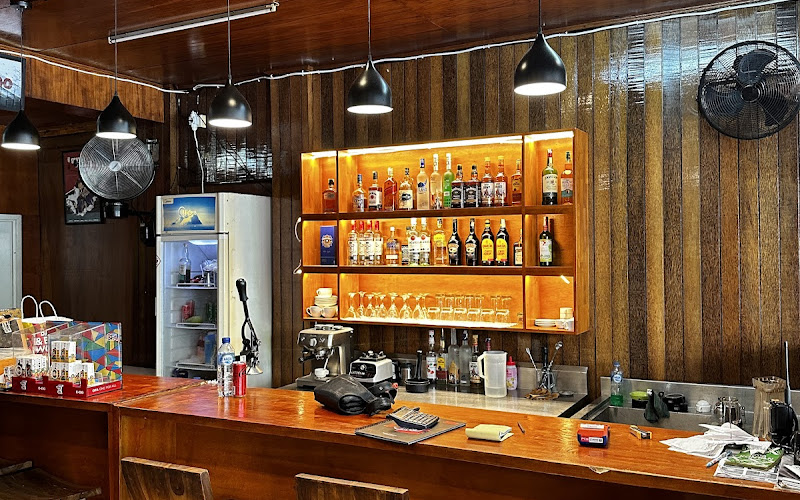 R&B Kitchen & Bar