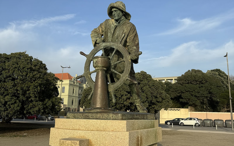 Estátua O Homem do Leme