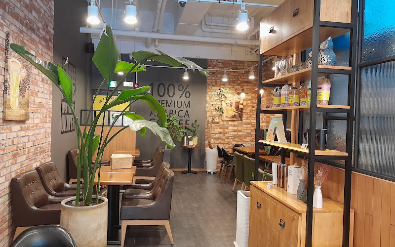 Mega Coffee（班车点）