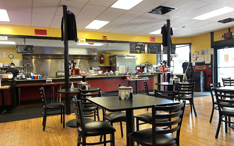 Paulie's Hot Dogs