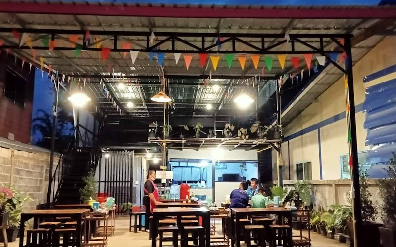 ครัว@บึง อาหาร&เครื่องดื่ม/กินนมชมบอล