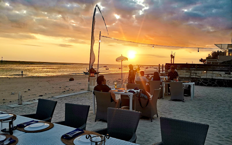 Bawang Merah Beachfront Restaurant, Jimbaran Bay Seafood