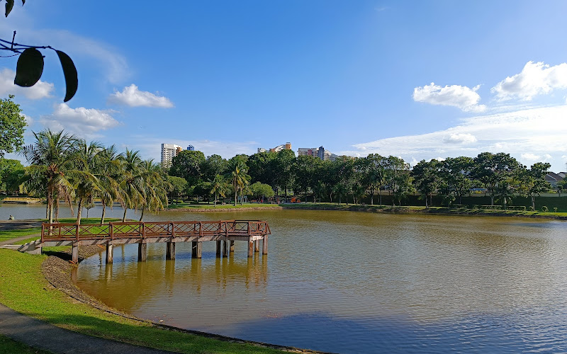 Lake Garden Taman Seri Alam (teratak)