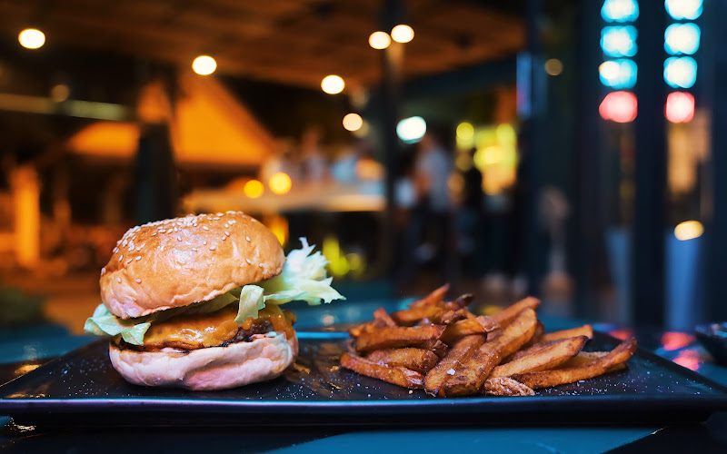 Bluebox Bar and Bistro
