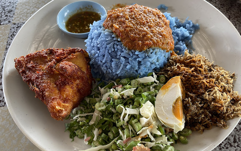 RESTORAN SERAI MERAH