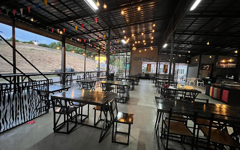 ก๋วยเตี๋ยวสุโขทัย บาย คุณจันทร์Sukhothai restaurant aonang soi 9