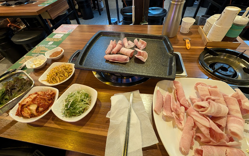 Jeju Daepae BBQ restaurant 제주 대패랑 옛날 갈비
