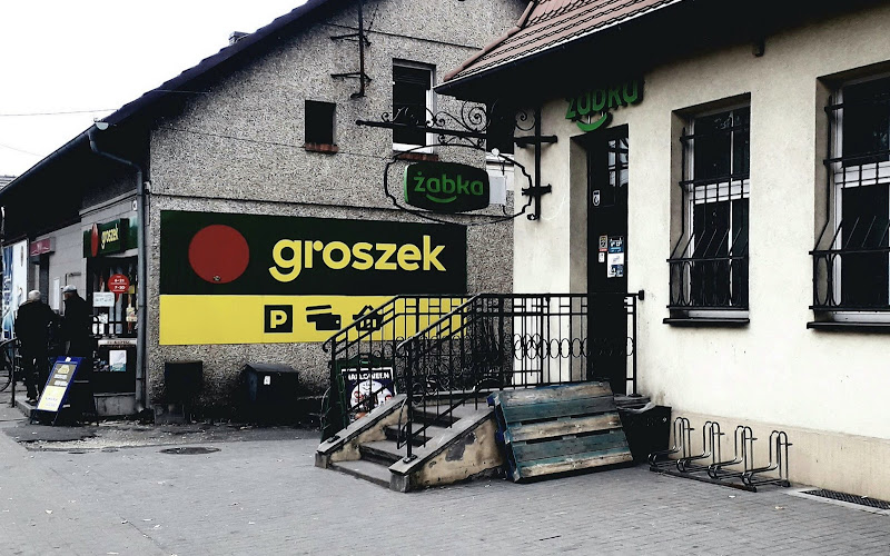 Żabka | Prosto z pieca