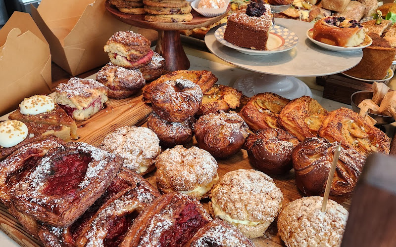 WELTONS TINY BAKESHOP