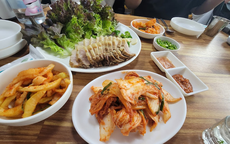 영흥도 바지락 해물칼국수