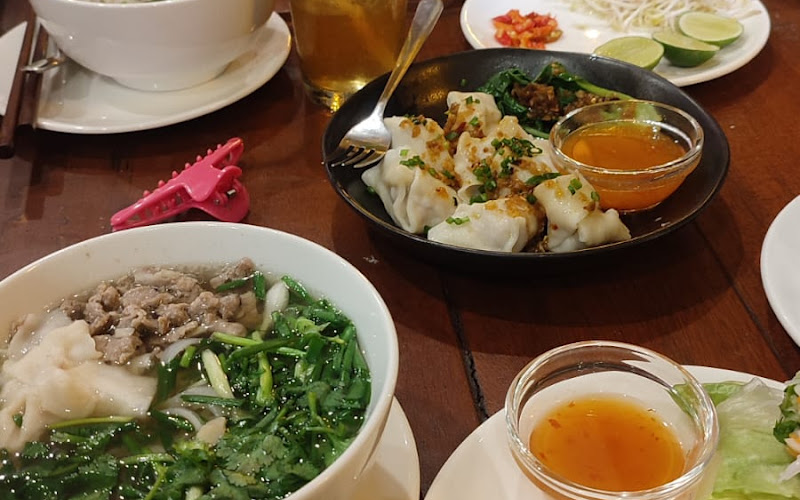 Pho_Hello_Bali x Bakmi Senja