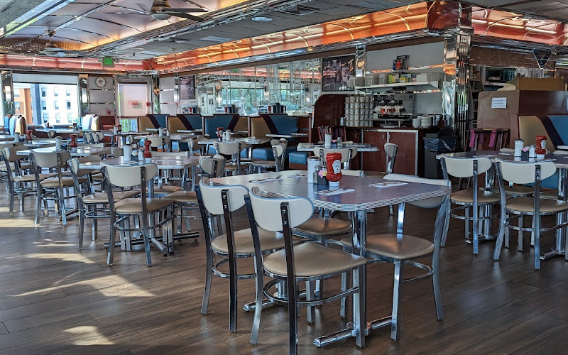 Broadway Diner
