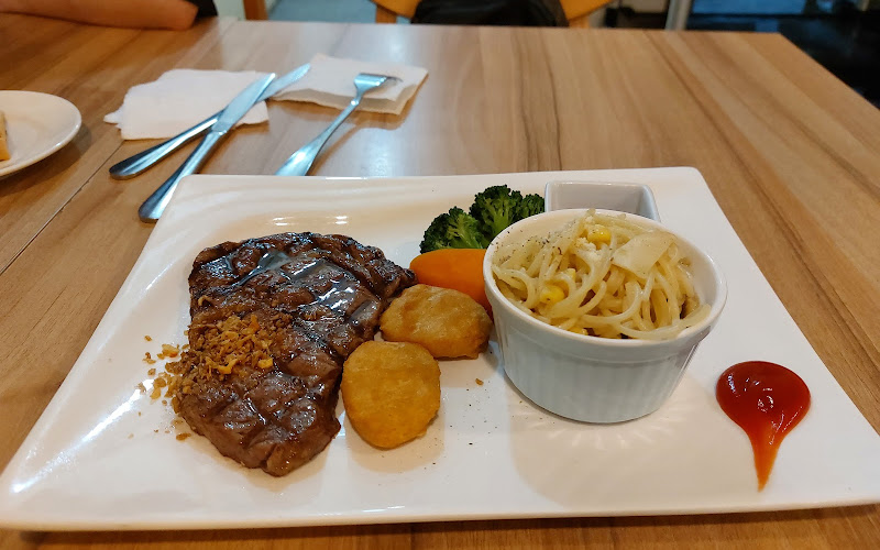 R2義麵小棧三重店