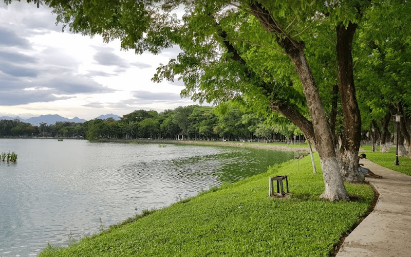 29/3 Park Lake