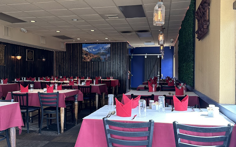 Everest Restaurant