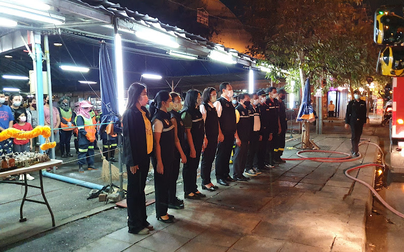 ตลาดนวลจันทร์ 38(ตลาดวังรุ้งเดิม)