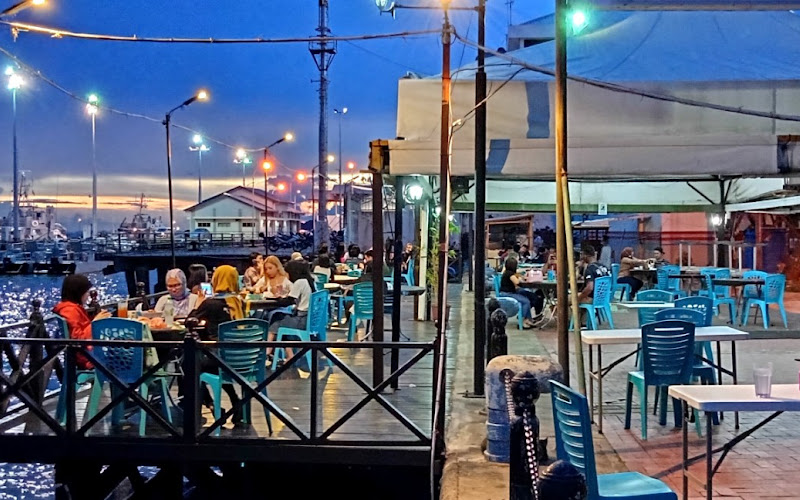 Harbour Bistro Lodge