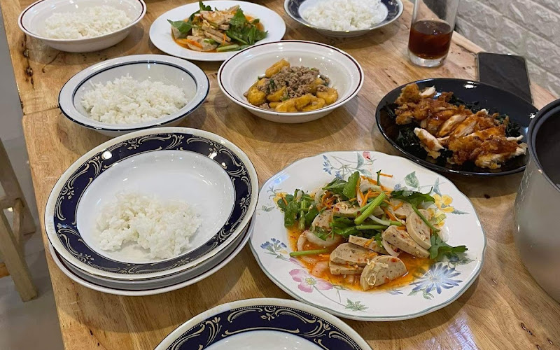 มุมโปรด โคตรแซ่บ