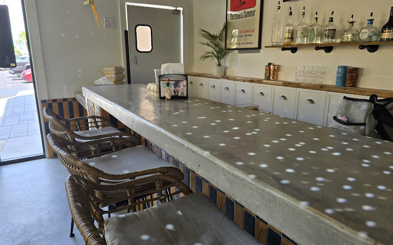 Manatee's Tiki Bar