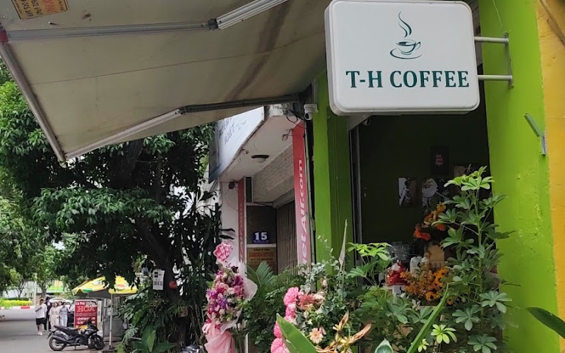 T-H COFFEE