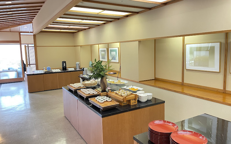 和食レストラン生簀篭（いけすかご）