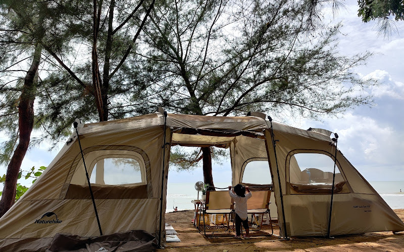 Pantai Cermin camp site