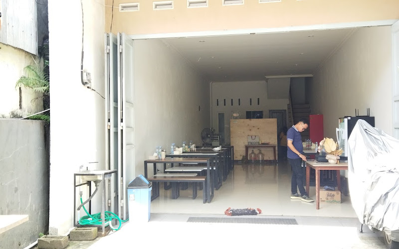 Ayam bakar tolping dan sop djando by Serasa.pedas