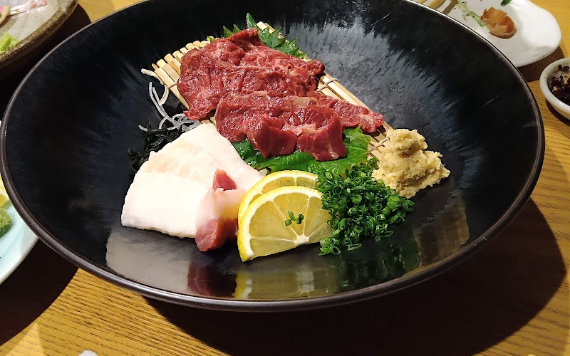 山や 本店