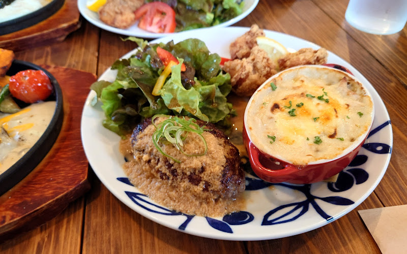 Cafe & Restaurant BeaSun