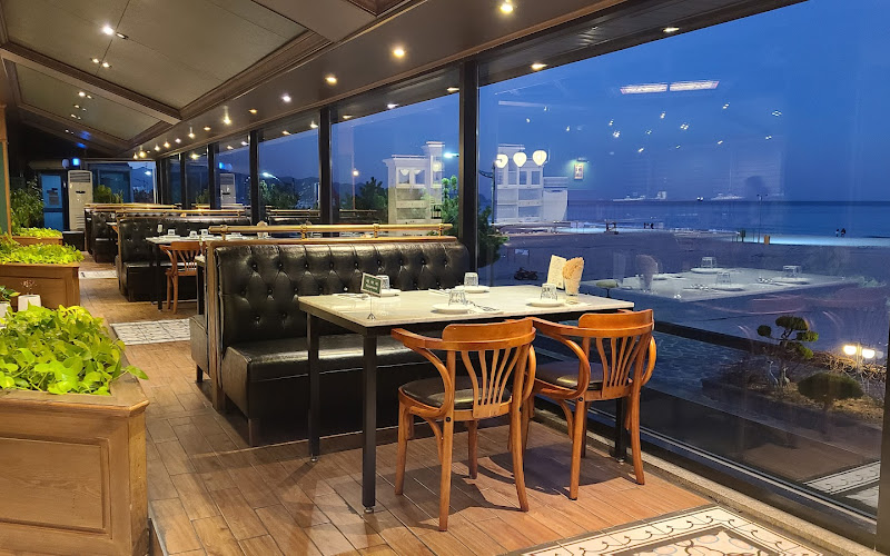 피아노레스토랑