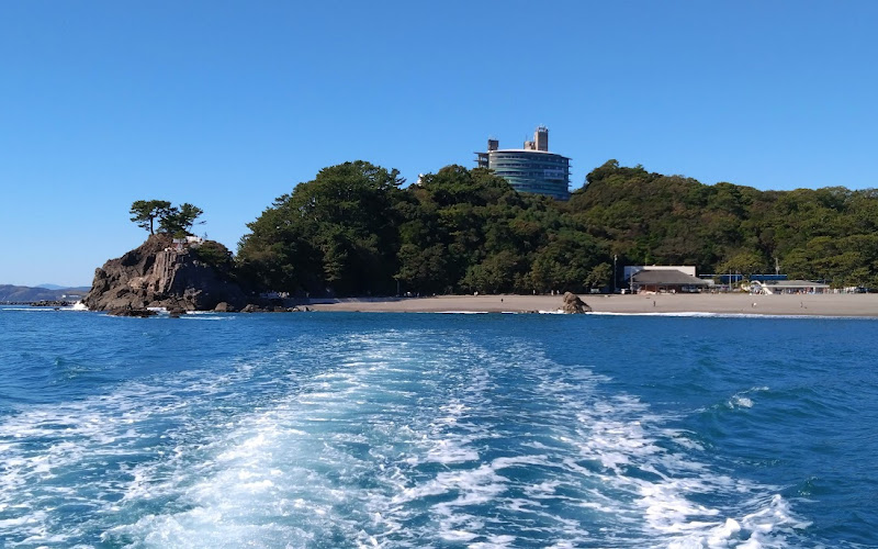 신고치시 관광유람선 승선장