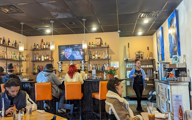 Shugga Hi Bakery & Cafe