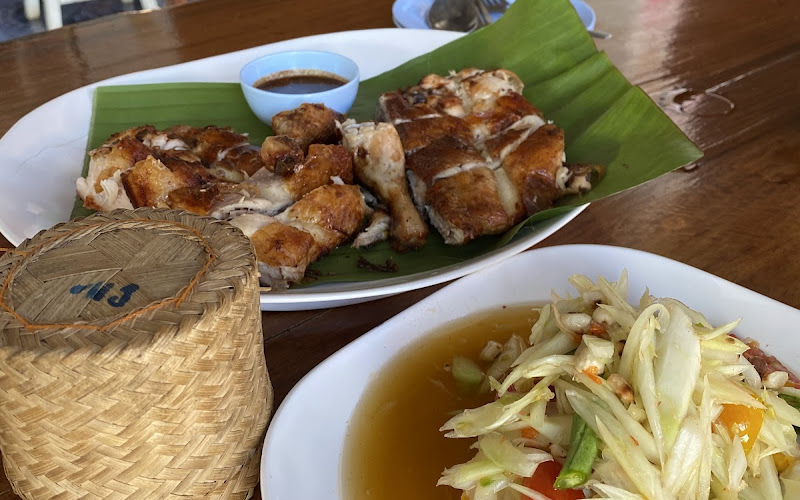 ร้านภูแลไก่ย่าง