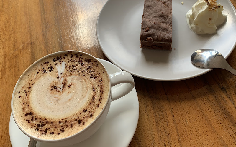 CAFEINE Coffee shop, food & green ideas