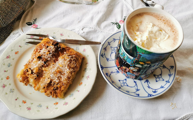 Grandma's little cafe