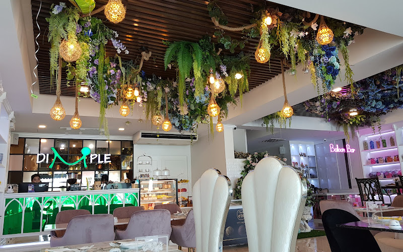 Dimple Cafe and Restaurant / Fancy Studio