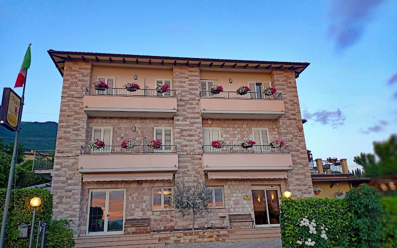 Viole Country Hotel e Ristorante