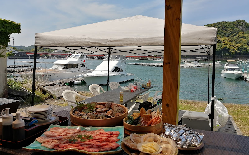 Oyster Hut Satoya