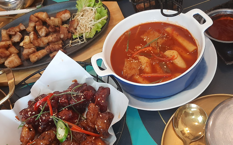 언니 떡볶이 ออนนี่ต๊อกบกกี