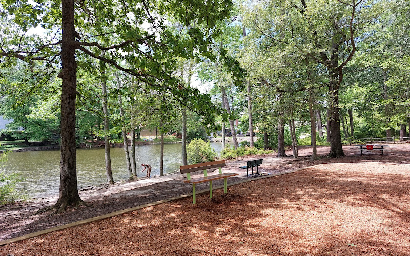 Pembroke Meadows Lake Park