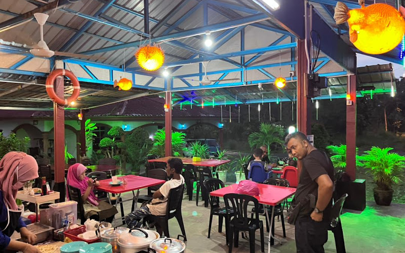 Roti Canai Ina Pak Chin