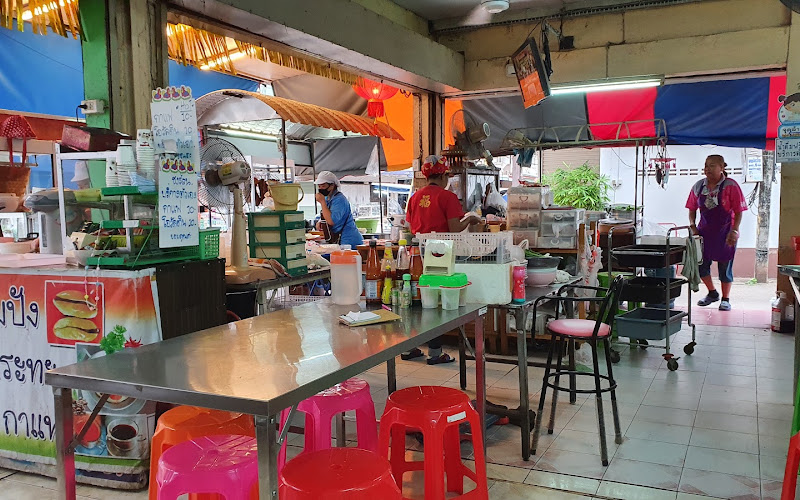 Ocha Restaurant, Phon Phisai Town, Breakfast, Lunch, Dinner, Chicken Rice, Until 7PM