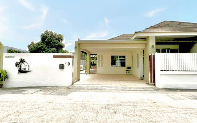 ฉัตรแก้วริมทะเล