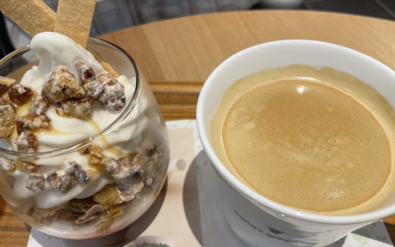 nana's green tea 沖縄パルコシティ店（matcha cafe）