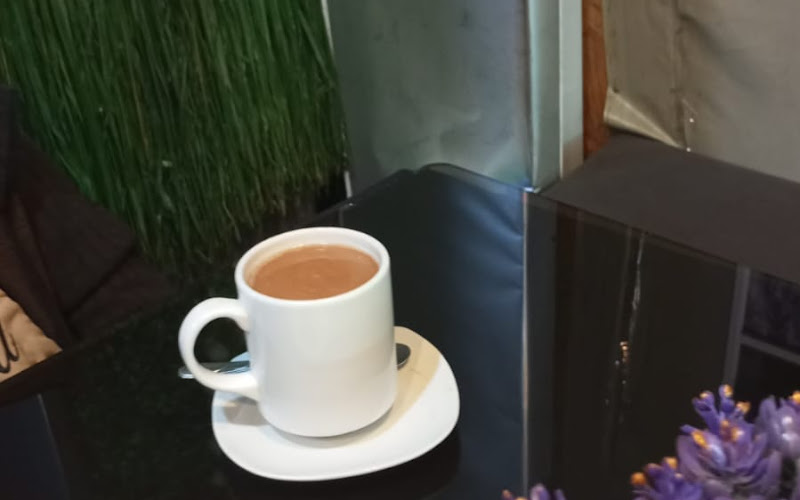 Cafetería y Heladería Verdad