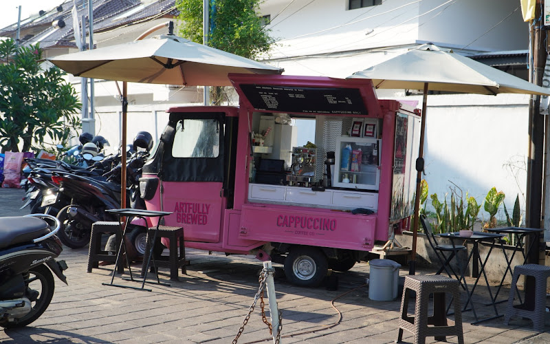 Cappuccino Coffee Co - Pantai Berawa
