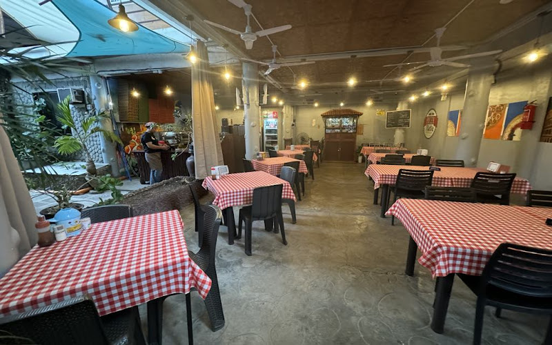 Pazza Pasta Pizza Hub - Bantayan Pizza - Italian Restaurant & Pizzeria