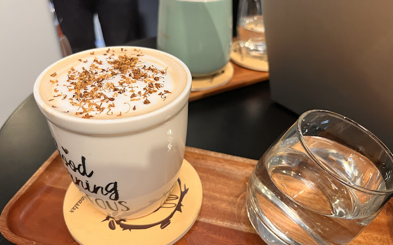 薛魚在泰勒兔咖啡研究室